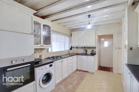 18 Askeby Drive, Nottingham, NG8 6LW