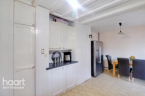18 Askeby Drive, Nottingham, NG8 6LW