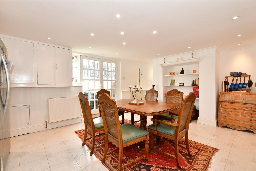 Trinity Square, Margate, Kent 5 bed terraced house £700,000
