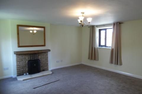 3 bedroom detached house to rent, Main Road, Village