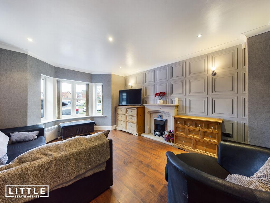 The Pastures, St. Helens, WA9 5 bed detached house £400,000