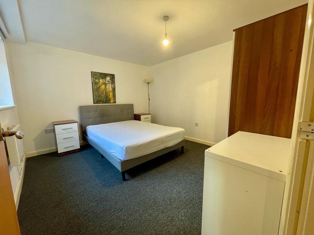 Bedroom2.2