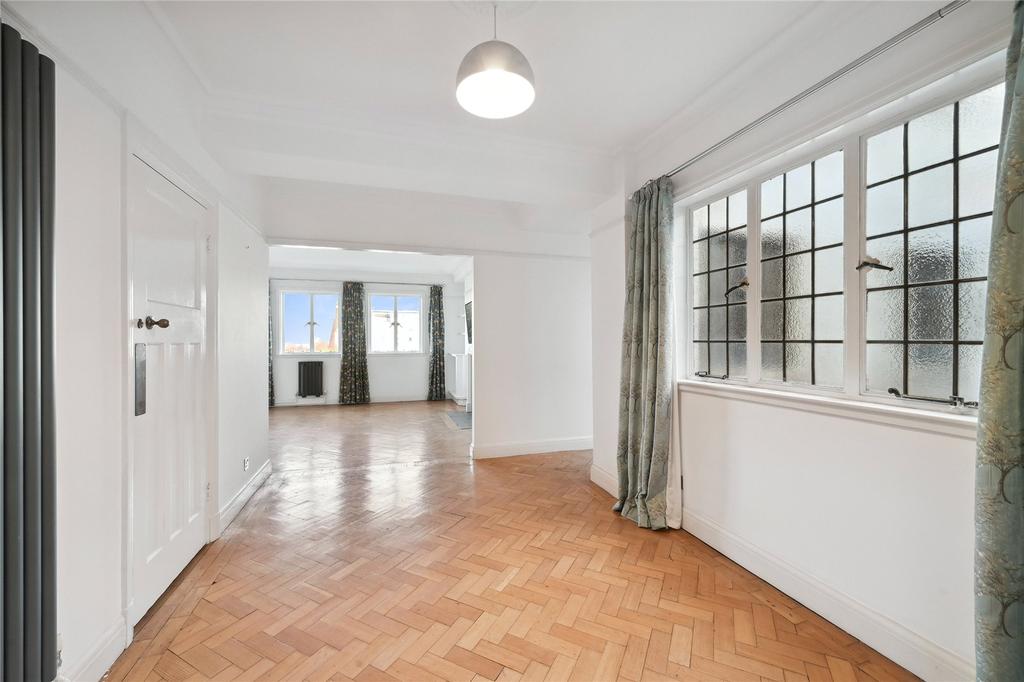Chiltern Court, Baker Street, Marylebone, London, NW1 2 bed apartment