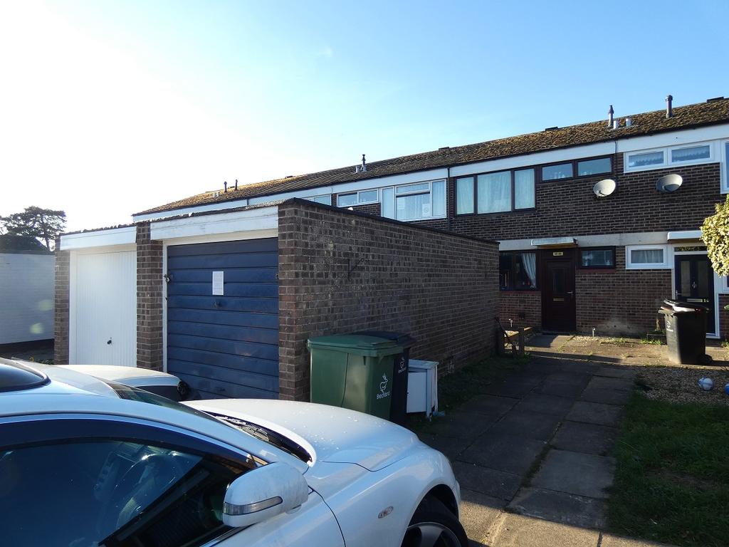 Winchester Way, Thetford, IP24 1EN 3 bed terraced house £170,000