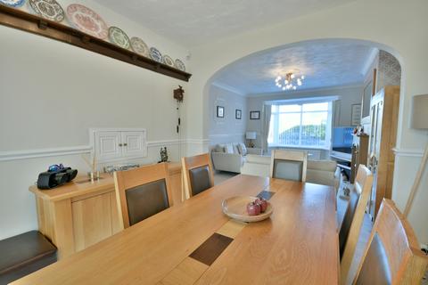 3 bedroom semi-detached house for sale - Oakfield Road, Whickham