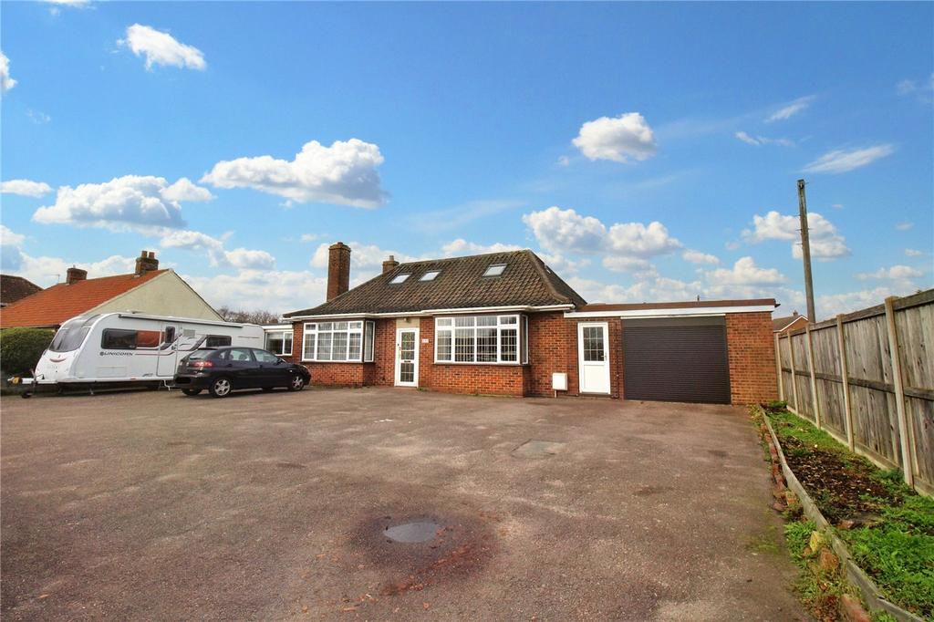 Middletons Lane, Hellesdon, Norwich, Norfolk, NR6 5 bed detached house
