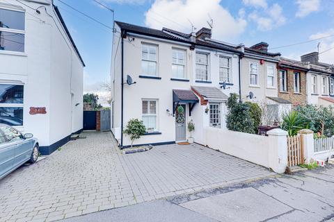 24 Beech Road, Benfleet, SS7 2AZ