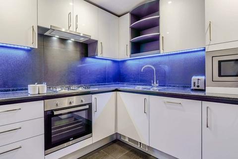 2 bedroom apartment to rent - 39 Westferry Circus, London, Greater London, E14 8RW