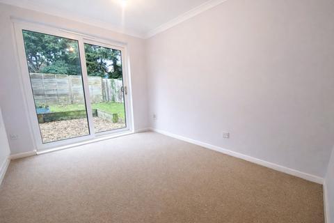 3 bedroom end of terrace house to rent, Coxbridge Meadow, Farnham, Surrey, GU9