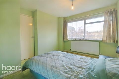 97 Bramble Road, Leigh-on-sea, SS9 5HA