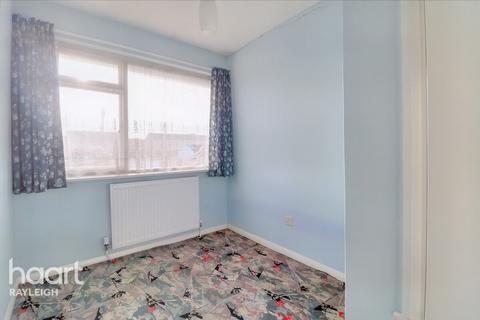 97 Bramble Road, Leigh-on-sea, SS9 5HA