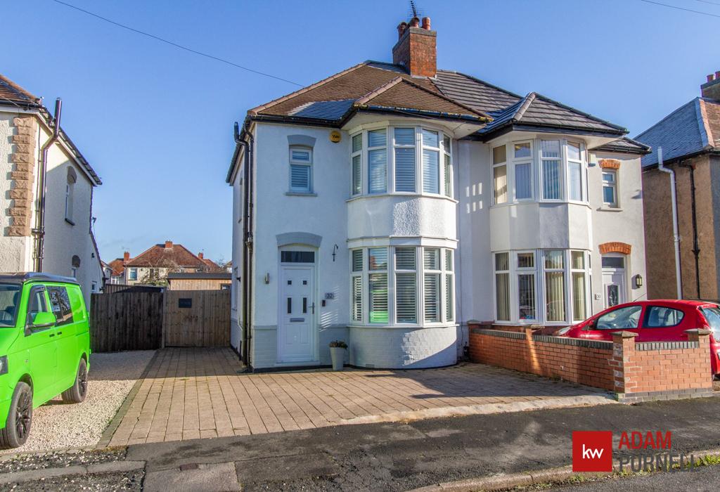 Eskdale Road, Hinckley, Leicestershire 3 bed semidetached house £250,000