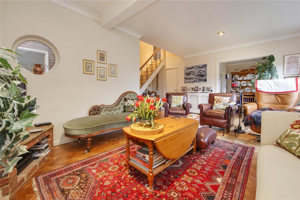 The Ridgeway, Radlett, Hertfordshire... 4 bed bungalow £1,300,000