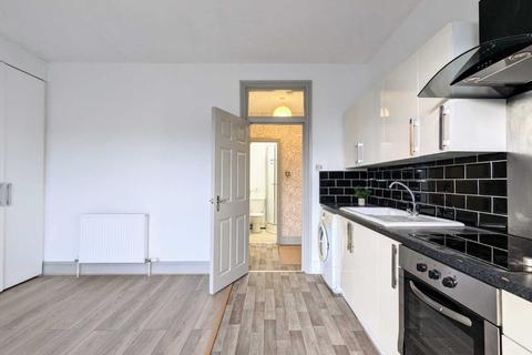 1 bedroom flat to rent - Bignor Street, Manchester