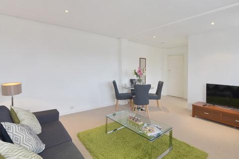 2 bedroom apartment to rent - Hill Street, London, Greater London, W1J