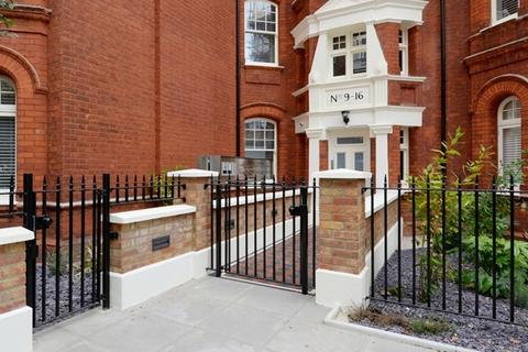 3 bedroom apartment to rent - 3 bedroom 3rd floor Hamlet Gardens, 290 King Street, Ravenscourt Park, London, Greater London, W6 0SP