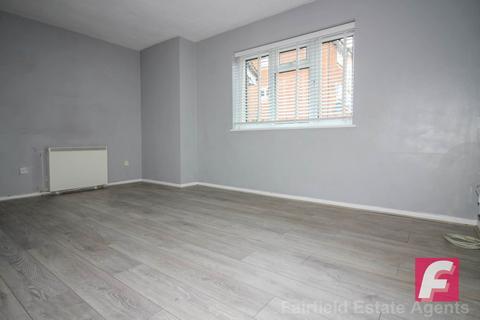 2 bedroom flat to rent, Turnberry Court, South Oxhey