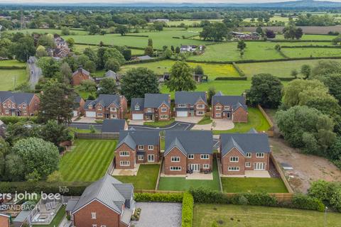 5 bedroom detached house for sale, Luscott Close, Haslington