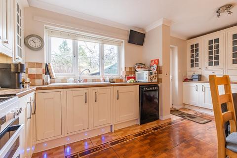 4 bedroom detached house for sale - Wretham
