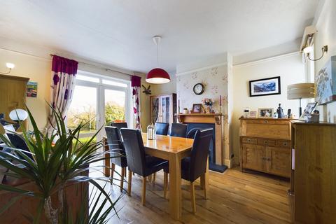 35 Leighton Road, Uttoxeter, ST14 8BL