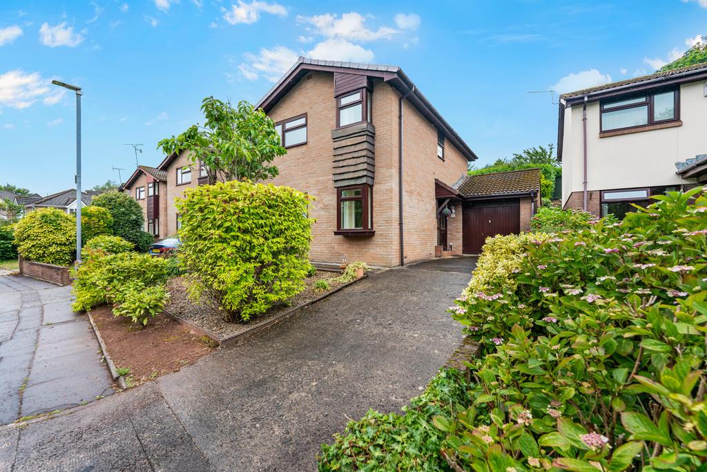 Heath Park Drive, Heath, Cardiff. 3 bed detached house for sale £425,000