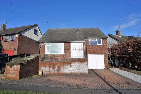 4 bedroom chalet for sale - Hillview Road, Hythe