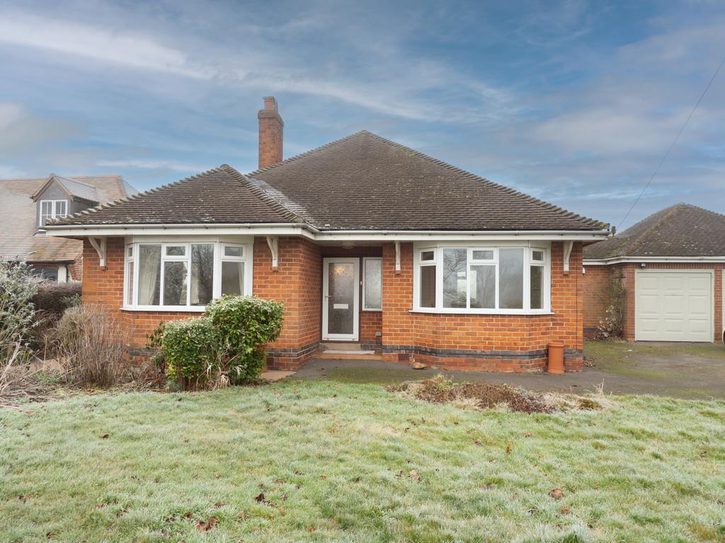 Main Street, Normanton Le Heath 2 bed detached bungalow £950 pcm (£