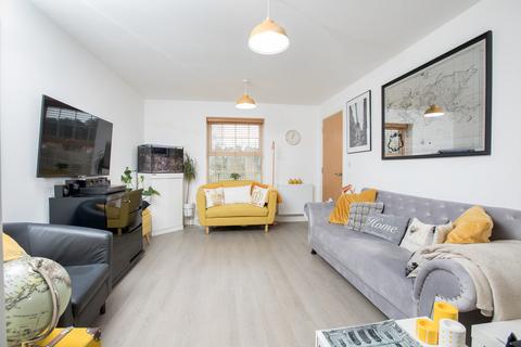 8 Diamond Drive, Corby, NN17 1EX