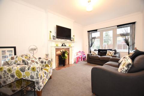 11 Woodcote Road, London, E11 2QB