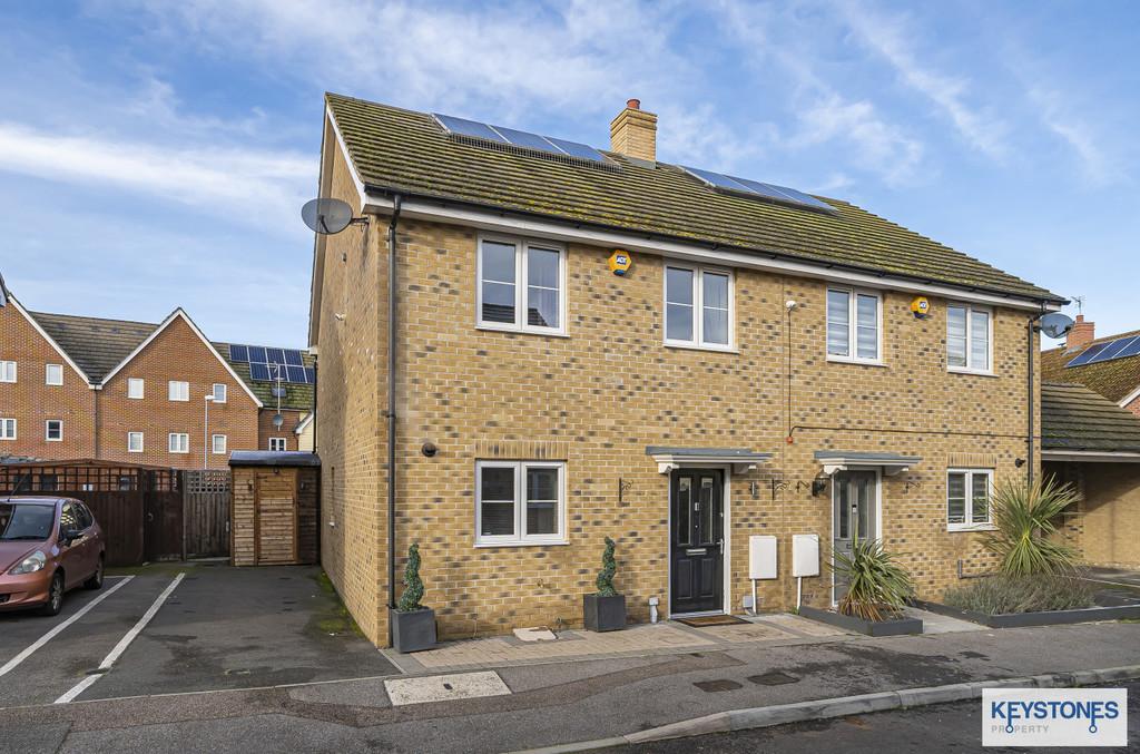 Brick Kiln Road, Noak Hill, Romford 3 bed semidetached house £450,000