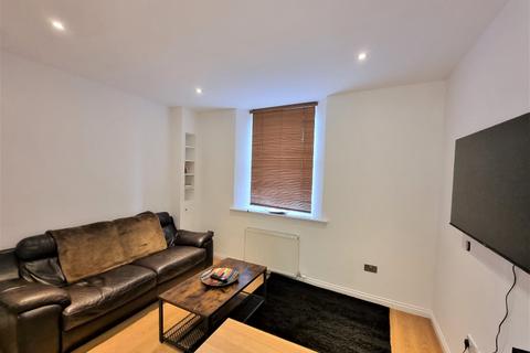 1 bedroom flat to rent, Skene Square, Rosemount, Aberdeen, AB25