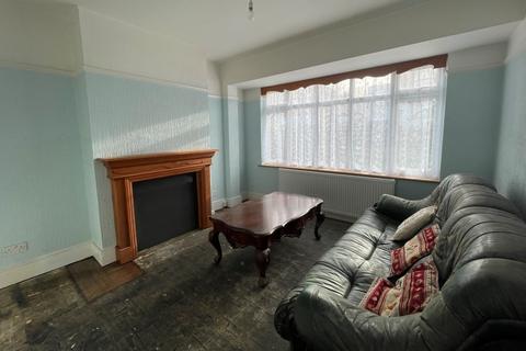 1 Dunkery Road, London, SE9 4HX