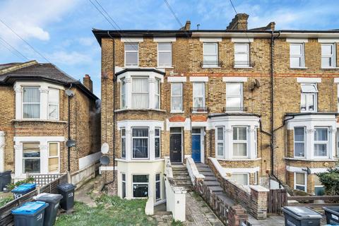 8 Bensham Manor Road, Thornton Heath, CR7 7AA