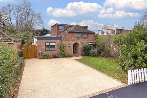 9 Copse Road, Hildenborough, Tonbridge, TN11 9EE