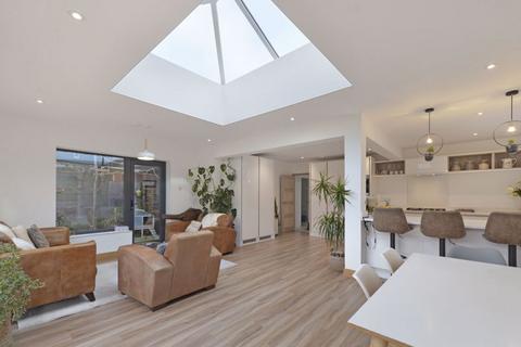 9 Copse Road, Hildenborough, Tonbridge, TN11 9EE