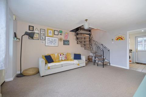45 Elm Park, Cranleigh, GU6 8UG