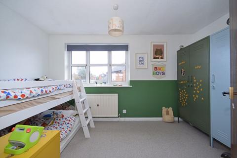 45 Elm Park, Cranleigh, GU6 8UG