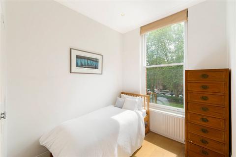 2 bedroom flat for sale, Courtfield Road, South Kensington, London