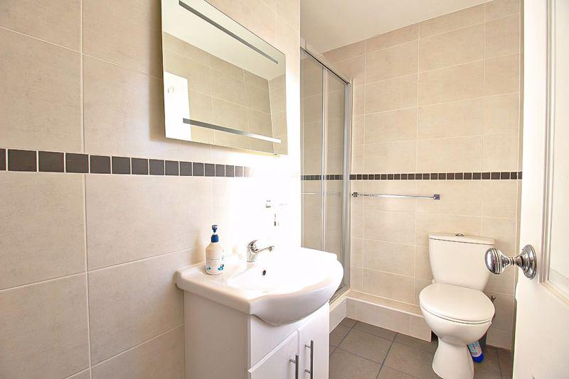 Ensuite shower room