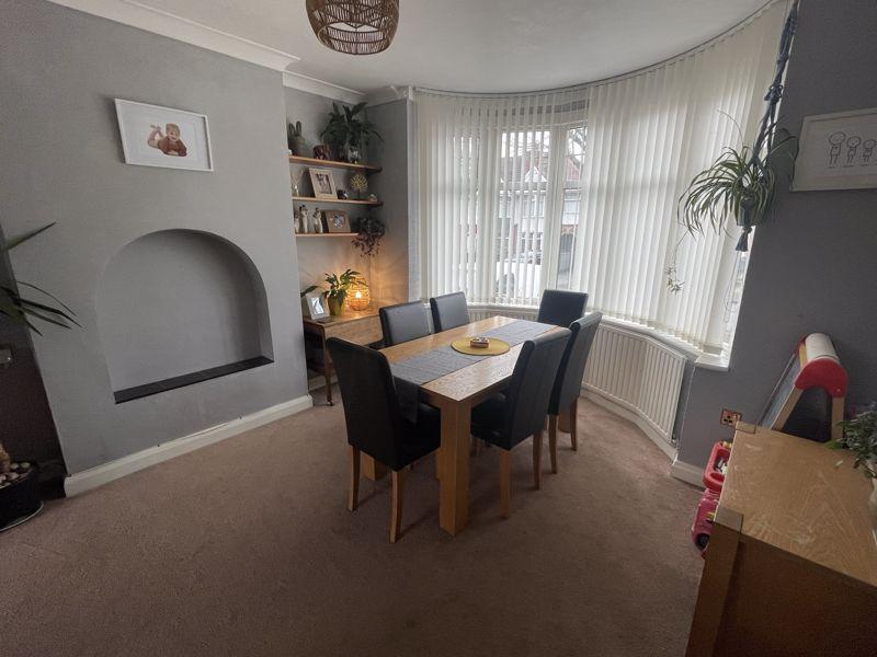 Warren Hill Road, Kingstanding... 3 bed semidetached house £220,000