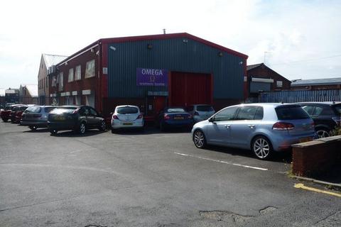 Property to rent, Unit 1 Haynes Street, Rochdale. OL12 0HE - MODERN DETACHED WORKSHOP UNIT WITH EXTENSIVE GOOD QUALITY INTERNAL OFFICES