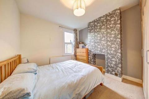 1 bedroom maisonette for sale, Kingston Road, London