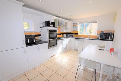 4 bedroom detached house for sale - Cadeby Court, Broughton, Milton Keynes
