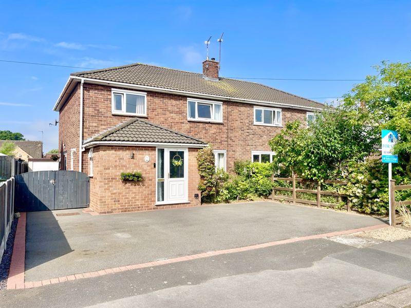 Blackbrook Close, Shepshed 4 bed semidetached house £280,000