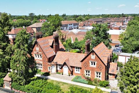 4, Hartley Court East Common, Gerrards Cross, SL9 7RN