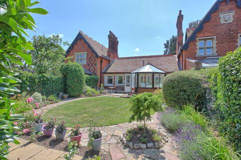 4, Hartley Court East Common, Gerrards Cross, SL9 7RN