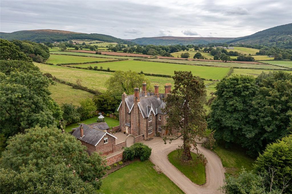 Church Lane, Swainby, Northallerton... 6 bed detached house for sale