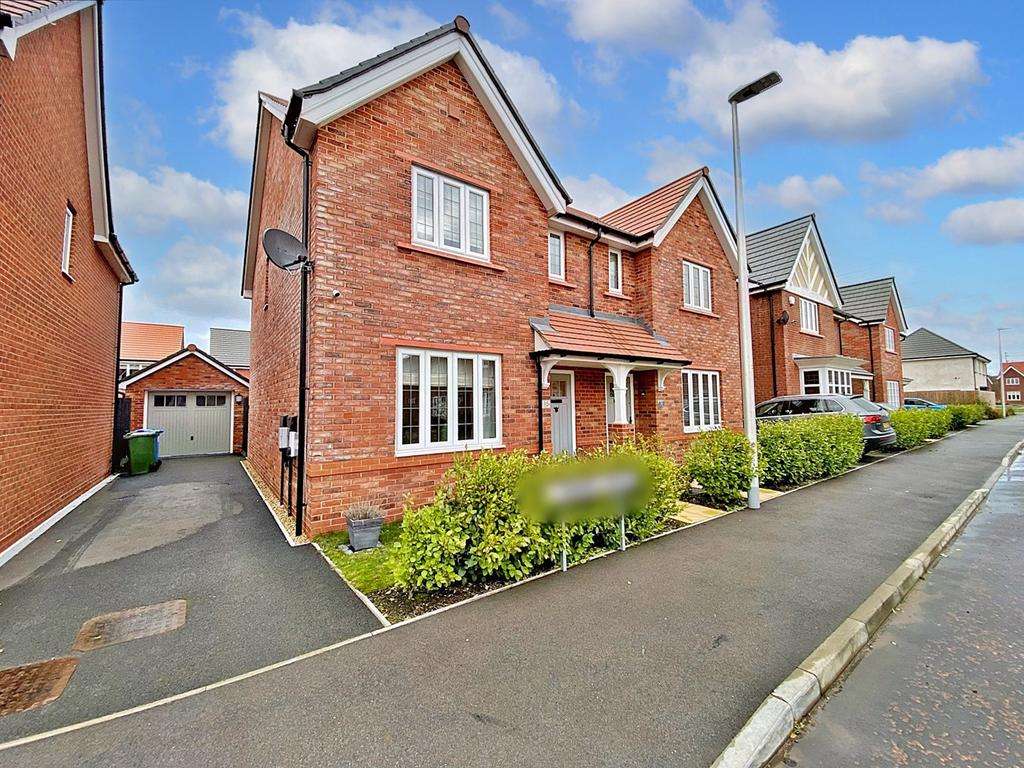 Orwell Road, Sandymoor, Halton, WA7 3 bed semidetached house £285,000