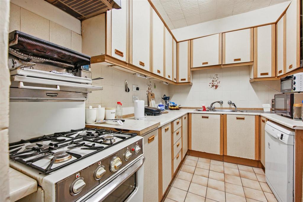 54 Woodside Road - r Bl KH1mik L4ir8 Su Yvzn.jpg