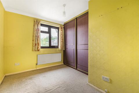 8 Caernarvon Drive, Maidstone, ME15 6FJ
